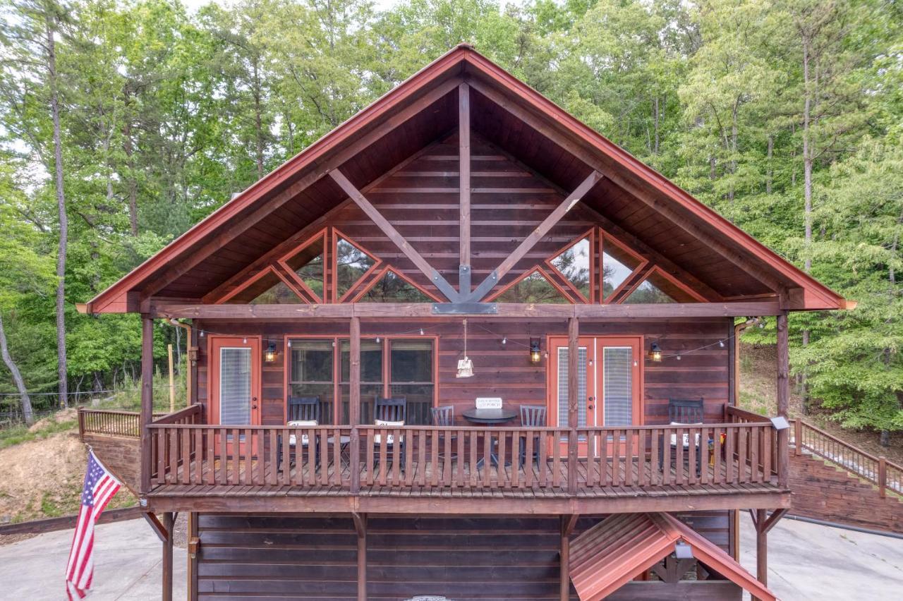 Trout N' About Your Blue Ridge Mountains Retreat, Hot Tub + Game Room! Ellijay Dış mekan fotoğraf