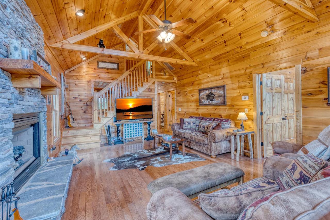 Trout N' About Your Blue Ridge Mountains Retreat, Hot Tub + Game Room! Ellijay Dış mekan fotoğraf
