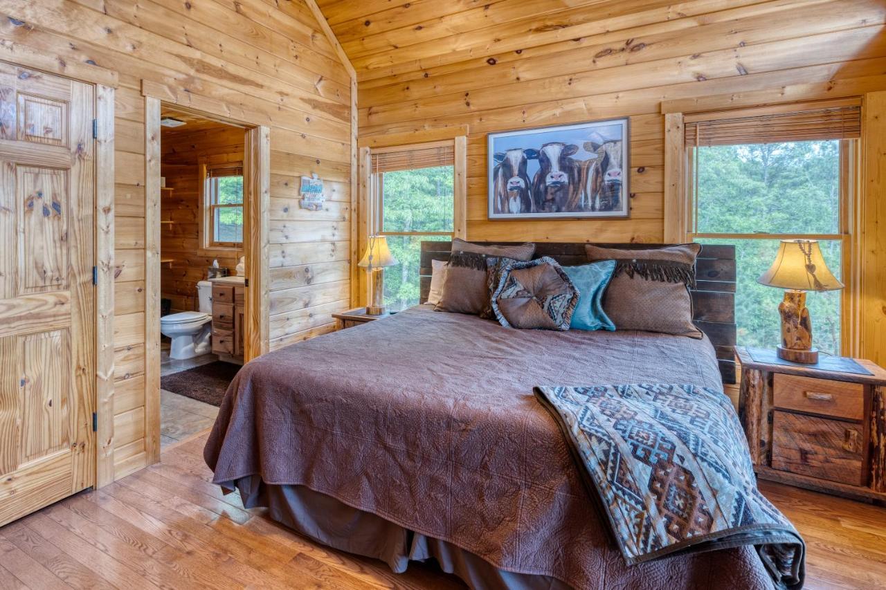 Trout N' About Your Blue Ridge Mountains Retreat, Hot Tub + Game Room! Ellijay Dış mekan fotoğraf